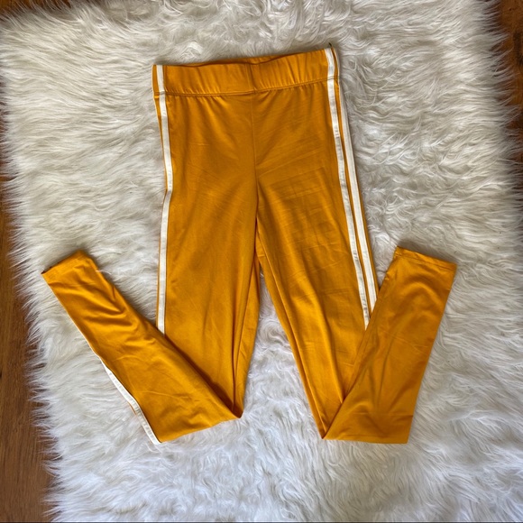 🔥SOLD🔥 Marci Varsity Stripe Leggings Golden Yellow XS - Picture 2 of 14